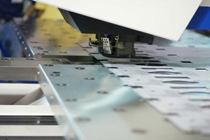 Stamping Machine Stamping holes in large metal sheet